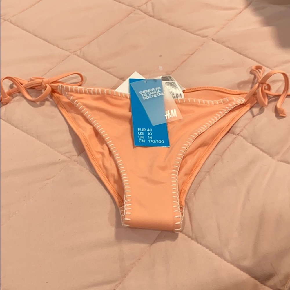 H&M swimsuit bottoms